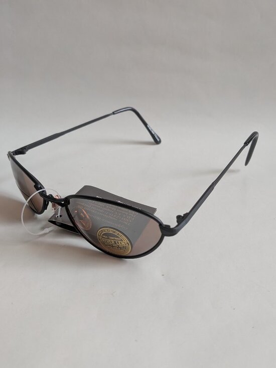NWT TruVintage 90\'s/Y2K lady\'s casual fashion sunglasses w/Coppermax lens tech main image 12
